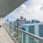 Wonderful 2/2 Condo At Icon Brickell With Pool