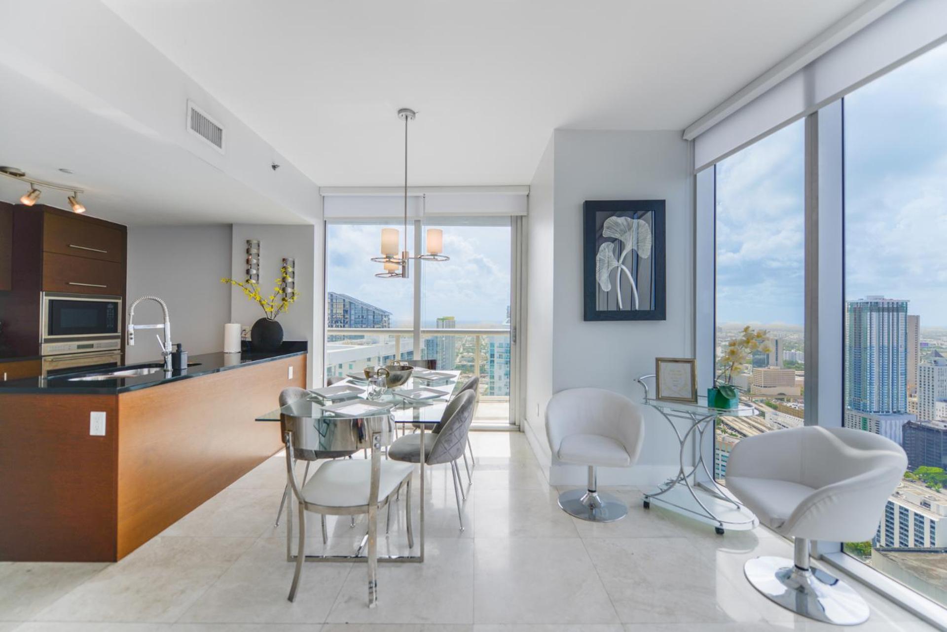 Wonderful 2/2 At Icon Brickell With Pool Apartamento Miami